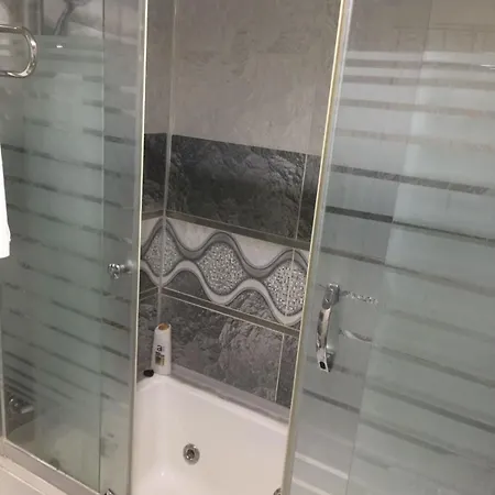 Sirinyer Elit Residance Aparthotel